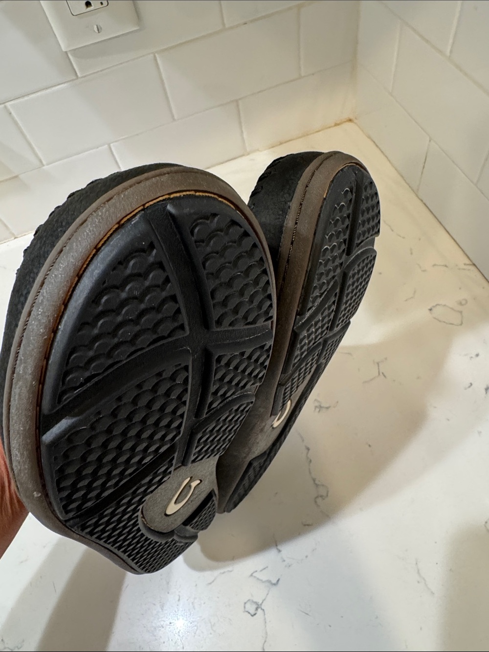 OluKai Men’s Black Slip-On Moccasin Loafers 9.5 - Picture 10 of 13